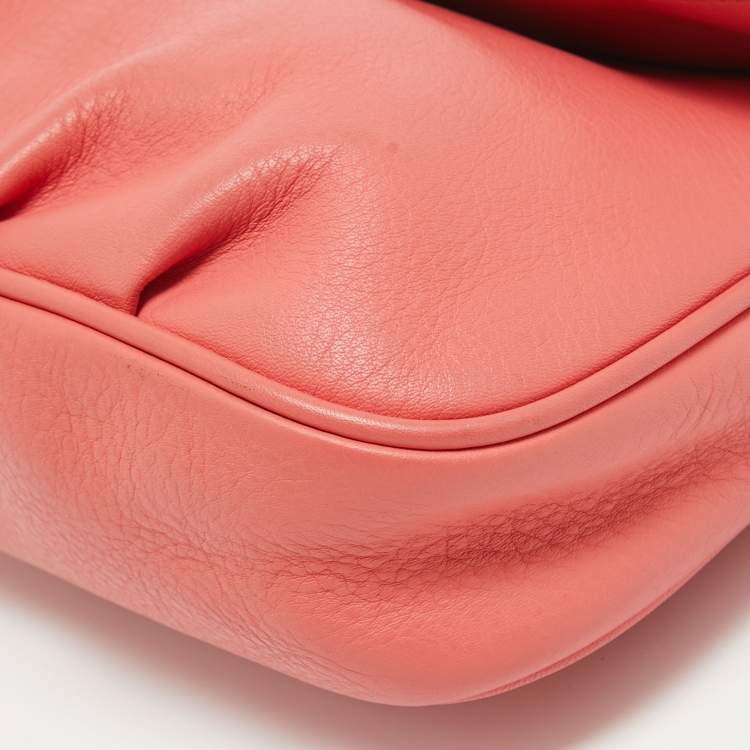 Pre Owned Fendi Coral Pink Leather Fendista Chain Bag