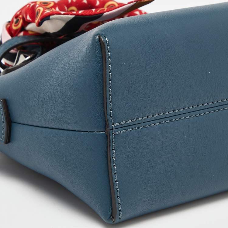 مملوكة مسبقًا Fendi Teal Green Leather Mini By The Way Crossbody Bag