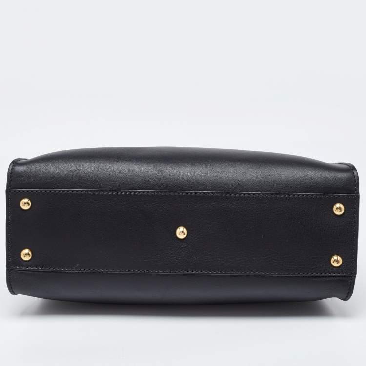 Pre Owned Fendi Black Leather Regular Peekaboo Top Handle Bag