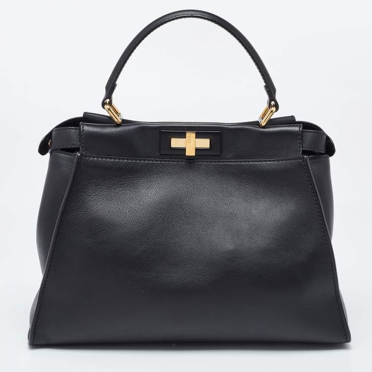 Pre Owned Fendi Black Leather Regular Peekaboo Top Handle Bag