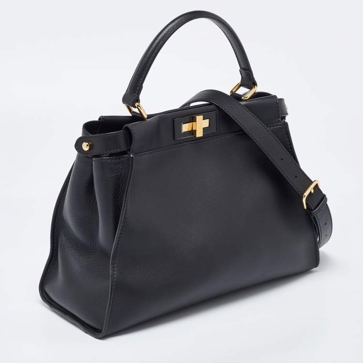 Pre Owned Fendi Black Leather Regular Peekaboo Top Handle Bag