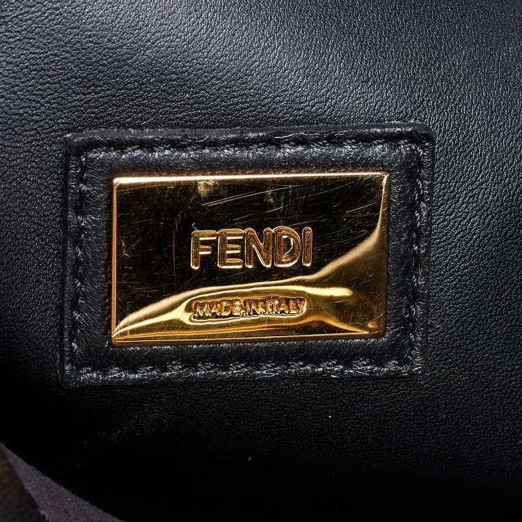 Pre Owned Fendi Black Leather Regular Peekaboo Top Handle Bag