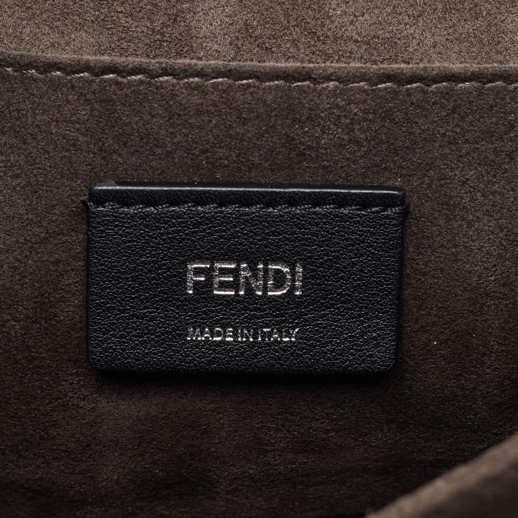 Pre Owned Fendi Peach Scalloped Leather Medium Kan I Shoulder Bag