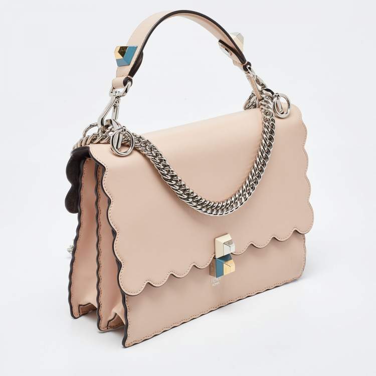 Pre Owned Fendi Peach Scalloped Leather Medium Kan I Shoulder Bag