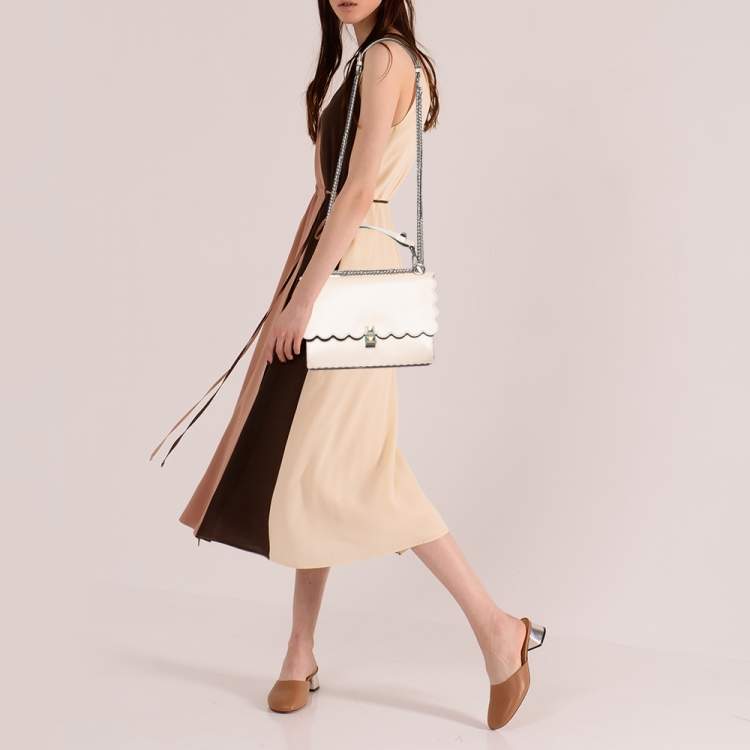 Pre Owned Fendi Peach Scalloped Leather Medium Kan I Shoulder Bag