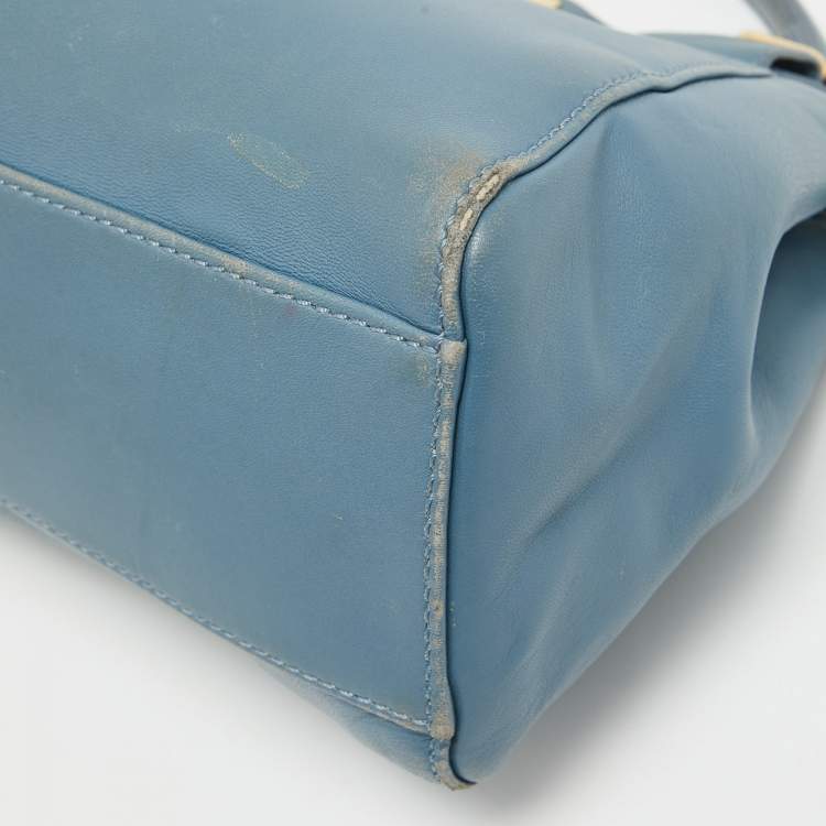 مملوكة مسبقًا Fendi Light Blue Leather Mini Peekaboo Top Handle Bag
