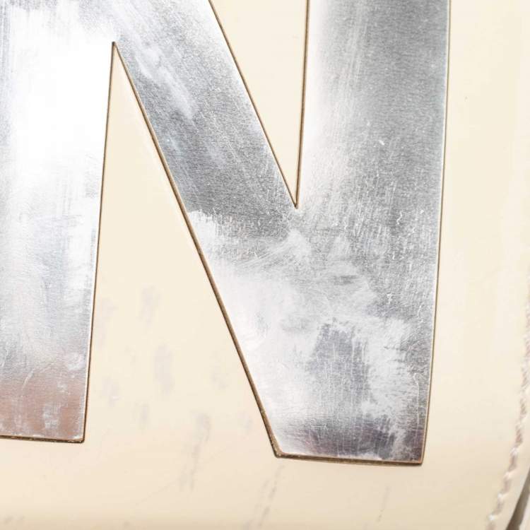 Pre Owned Fendi Cream/Silver Patent Leather Crossword Clutch