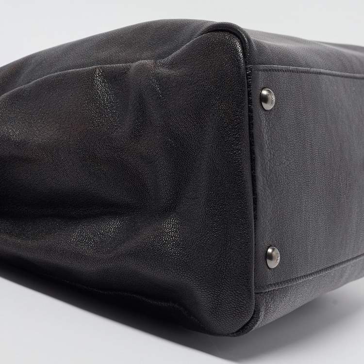 Pre Owned Fendi Black Leather Large Peekaboo Top Handle Bag