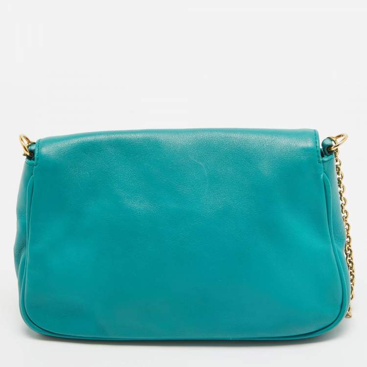 Pre Owned Fendi Green Leather Fendista Chain Clutch