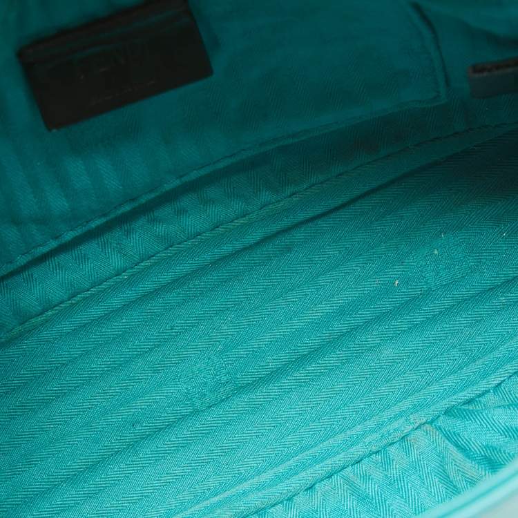 Pre Owned Fendi Green Leather Fendista Chain Clutch