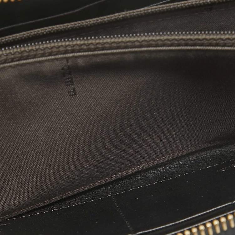 Pre Owned Fendi Black Leather Logo Zip Around Continental Wallet