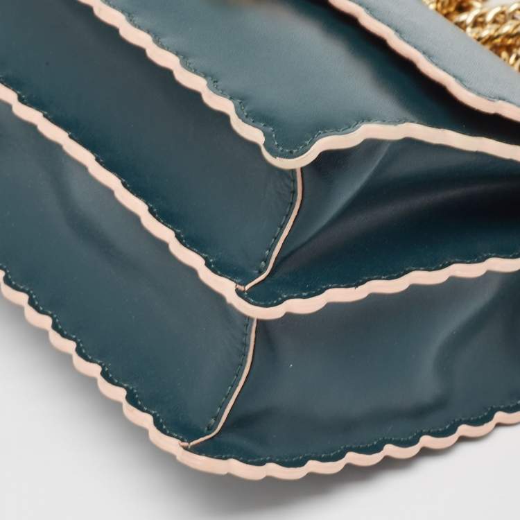 مملوكة مسبقًا Fendi Green Leather Mini Scalloped Kan I Shoulder Bag
