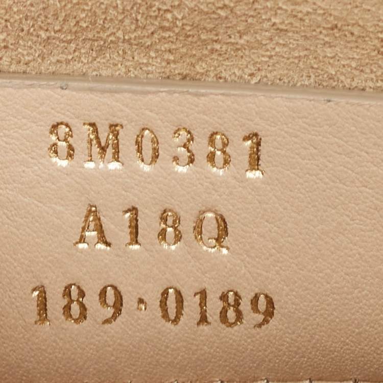 مملوكة مسبقًا Fendi Green Leather Mini Scalloped Kan I Shoulder Bag