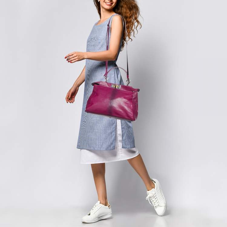 مملوكة مسبقًا Fendi Magenta Leather Medium Peekaboo Top Handle Bag