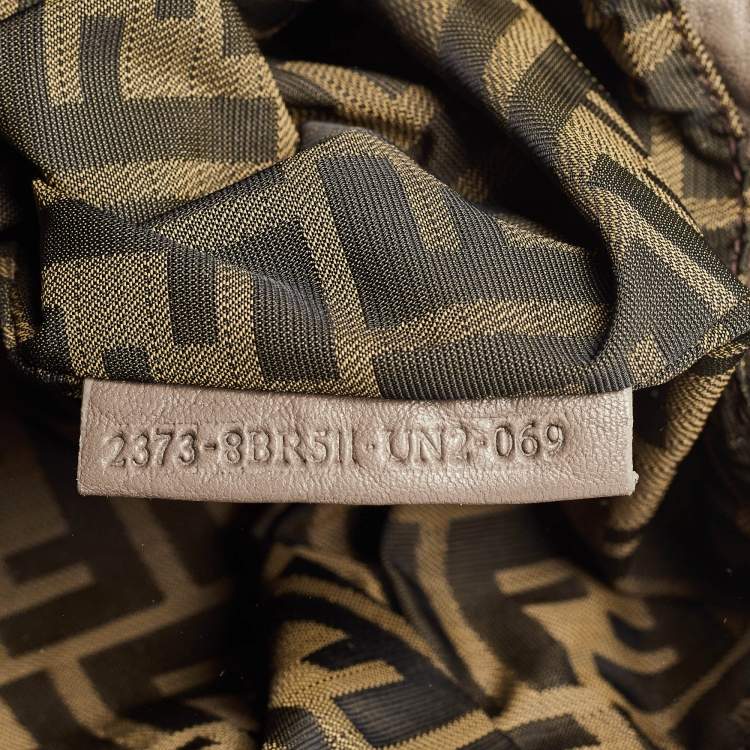 Pre Owned Fendi Beige Leather Raffle Spy Hobo