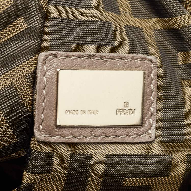 Pre Owned Fendi Beige Leather Raffle Spy Hobo