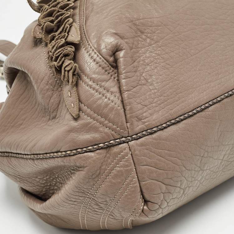 Pre Owned Fendi Beige Leather Raffle Spy Hobo