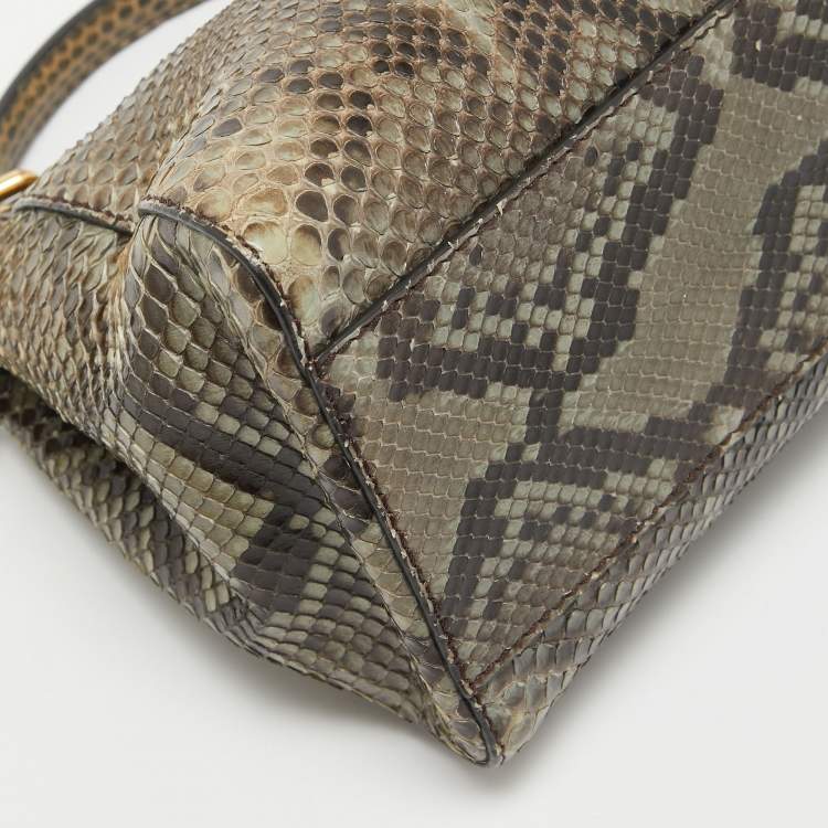 مملوكة مسبقًا Fendi Olive Green Python Mini Peekaboo Top Handle Bag