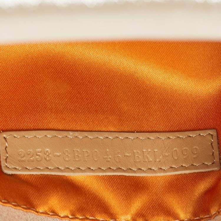 Pre Owned Fendi Beige Shimmering Leather Mia Pochette Bag