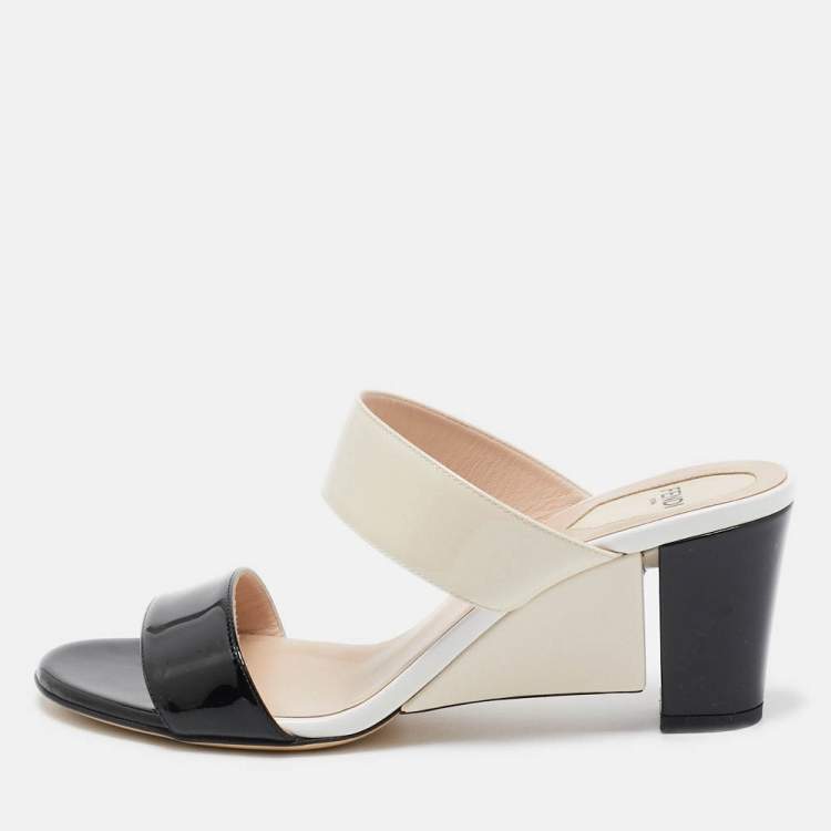 Pre Owned Fendi Cream/Black Patent Leather Wedge Slides Size 38.5