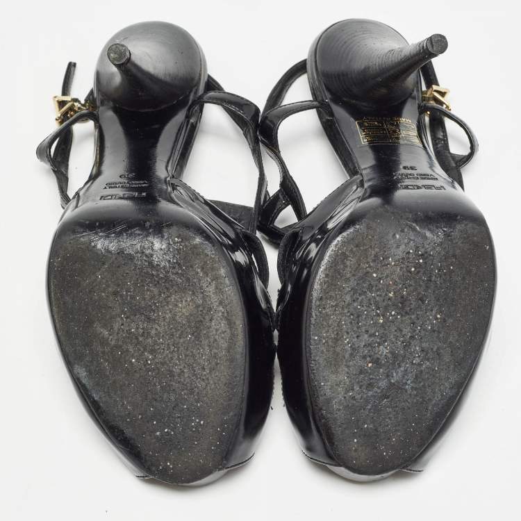 Pre Owned Fendi Black Patent Leather Strappy Sandals Size 39