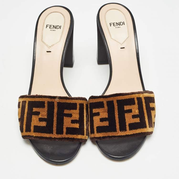 Pre Owned Fendi Brown Velvet FF Logo Slide Sandals Size 37.5
