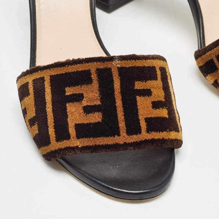 Pre Owned Fendi Brown Velvet FF Logo Slide Sandals Size 37.5