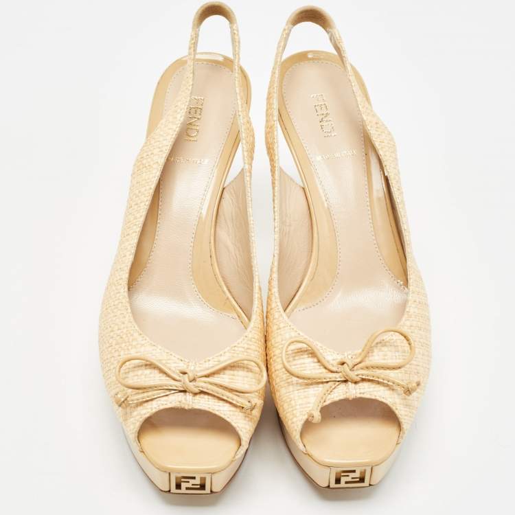 Pre Owned Fendi Beige Patent and Raffia Slingback Pumps Size 39