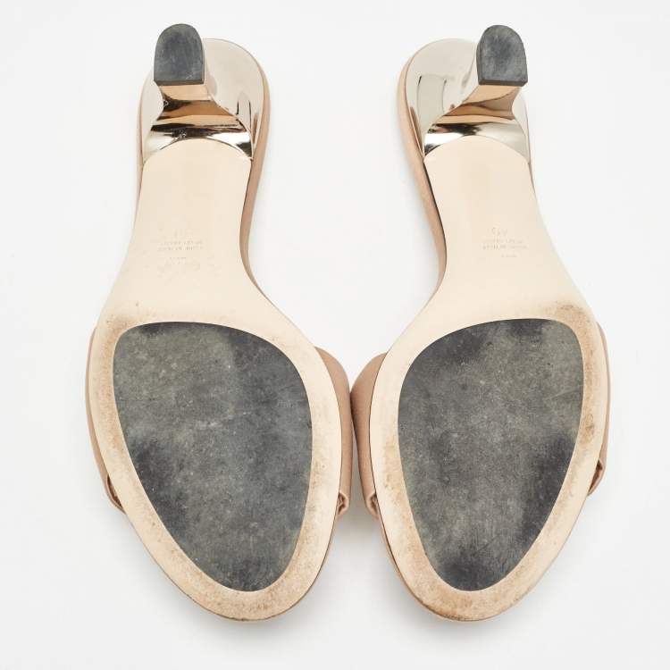 Pre Owned Fendi Beige Satin Crystal Embellished Slide Sandals Size 40 