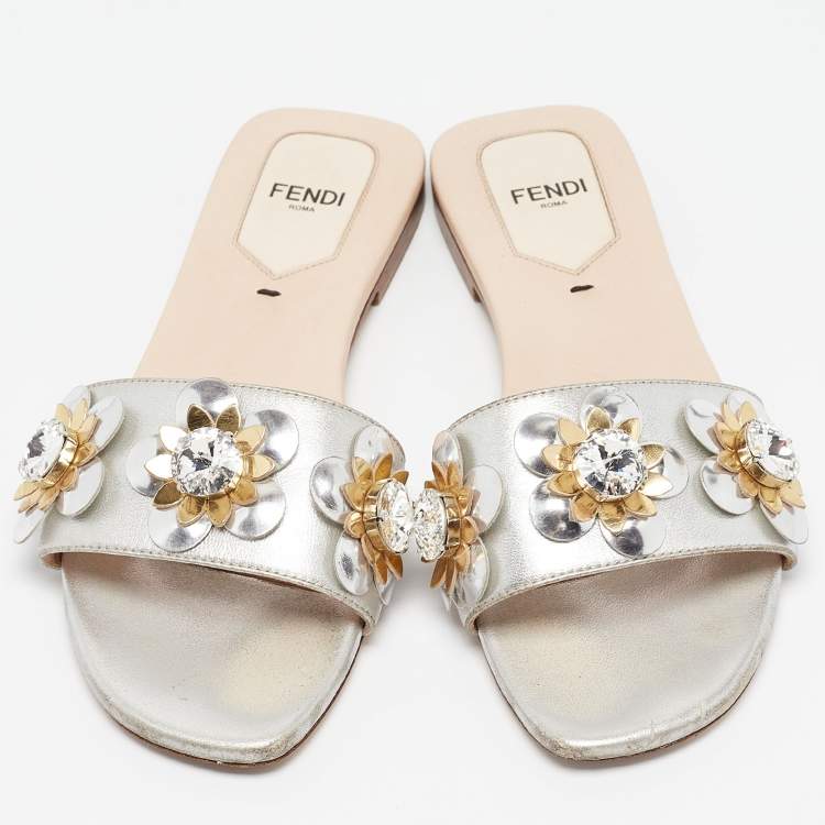 Pre Owned Fendi Silver Leather Flowerland Flat Slides Size 36