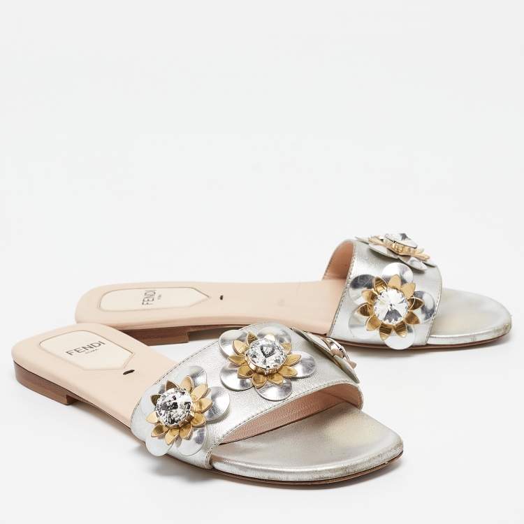 Pre Owned Fendi Silver Leather Flowerland Flat Slides Size 36