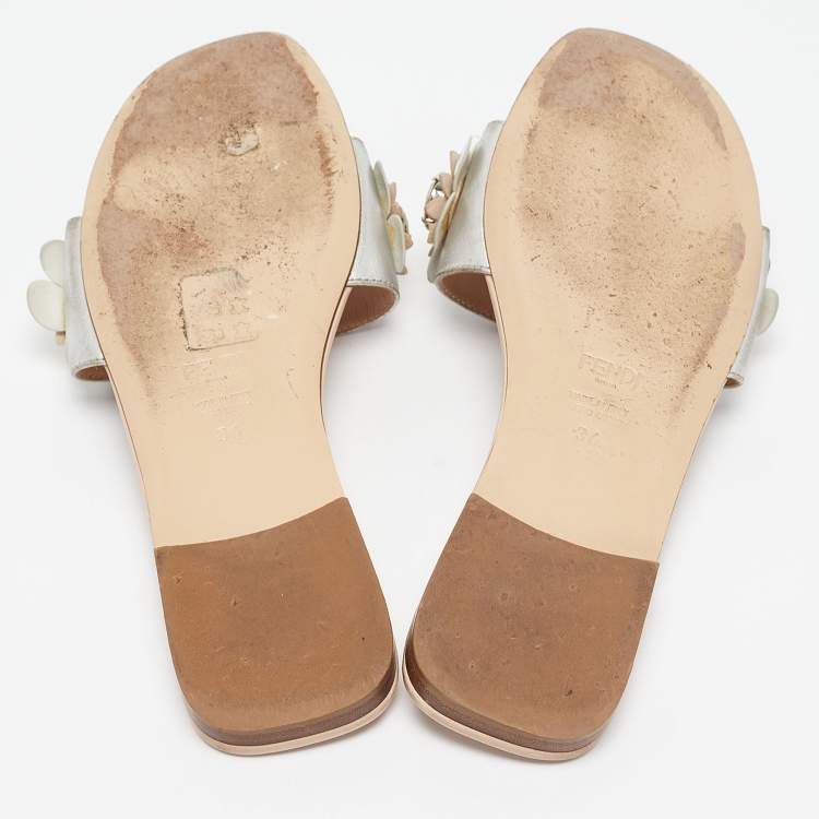 Pre Owned Fendi Silver Leather Flowerland Flat Slides Size 36