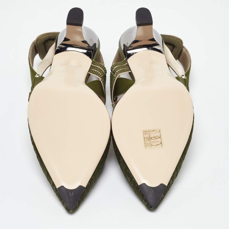مملوكة مسبقًا Fendi Green Canvas Colibri Sligback Pumps Size 41