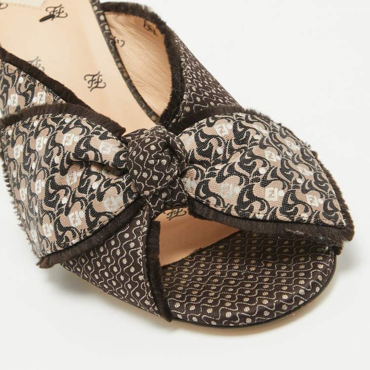 Pre Owned Fendi Brown/Beige Printed Fabric Knotted Bow Slide Sandals Size 36