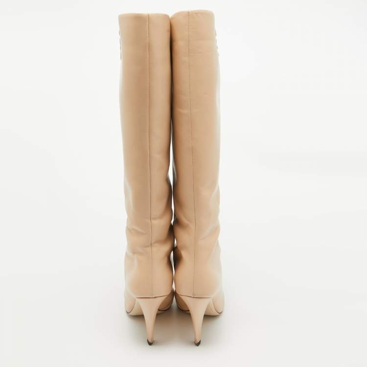 مملوكة مسبقًا Fendi Beige Leather Knee Length Boots Size 40