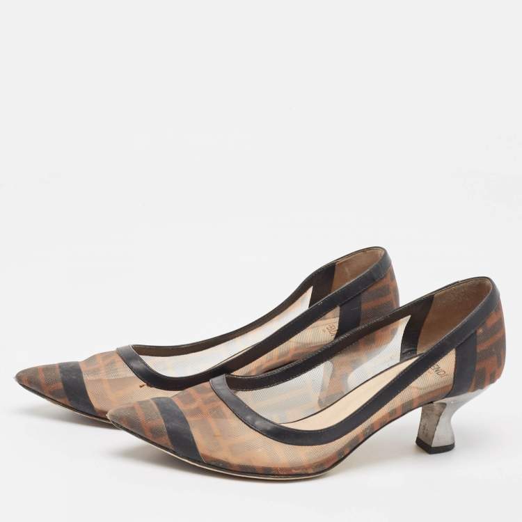 مملوكة مسبقًا Fendi Brown/Black Zucca Mesh and Leather Colibri Pumps Size 38.5