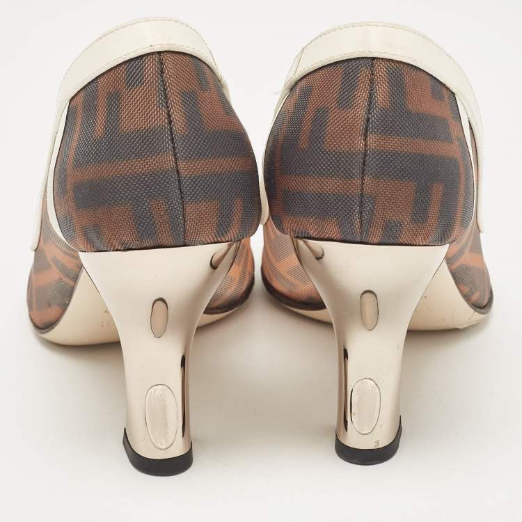مملوكة مسبقًا Fendi Brown/White Zucca Mesh and Leather Colibri Pumps Size 35