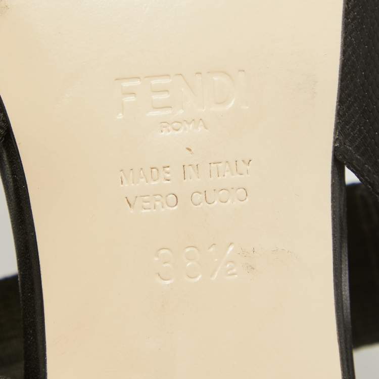 مملوكة مسبقًا Fendi Black Canvas and Mesh Colibri Pumps Size 38.5