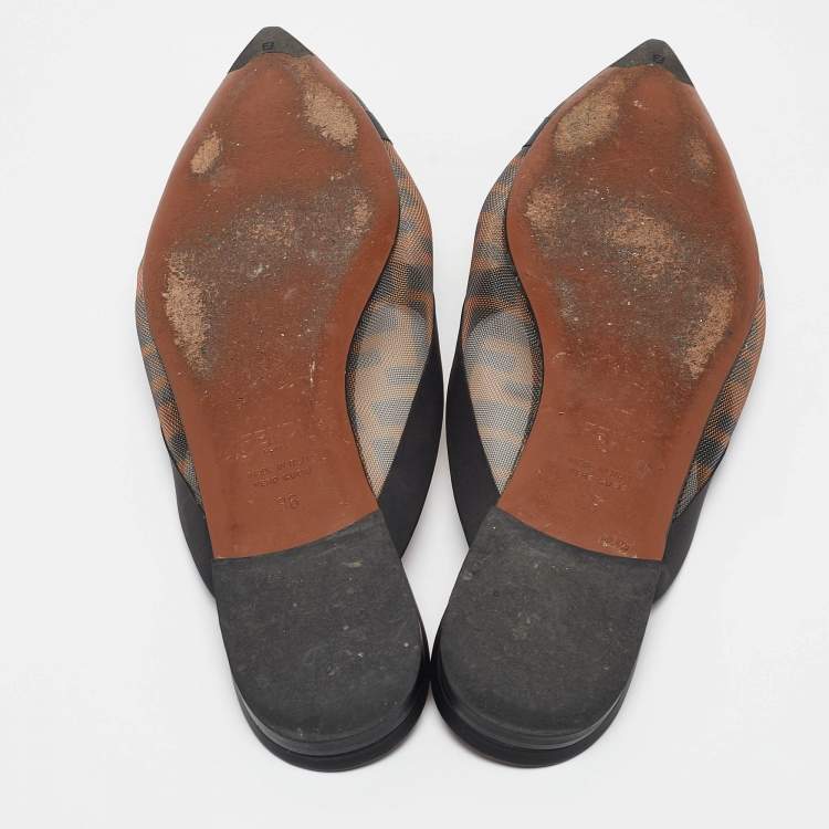 Pre Owned Fendi Beige/Black Mesh and Leather Colibri Slide Flats Size 36