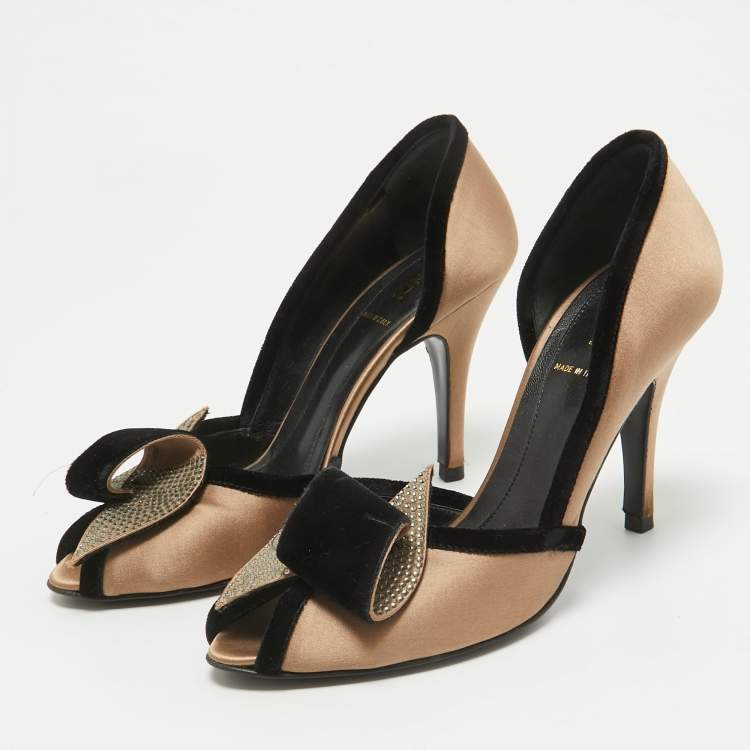 Pre Owned Fendi Brown/Black Satin and Velvet D'orsay Pumps Size 37