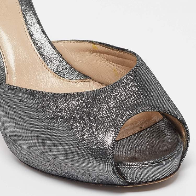 Pre Owned Fendi Silver Suede Slide Sandals Size 39