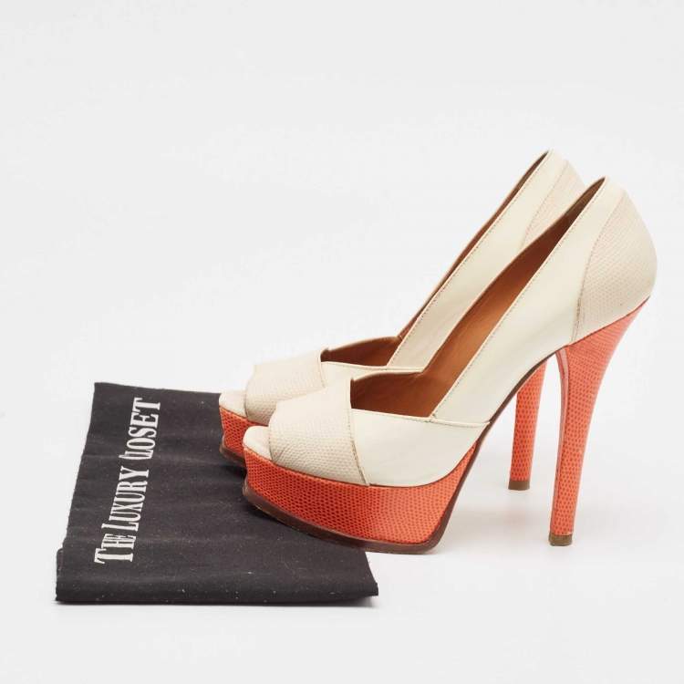 Pre Owned Fendi Cream Embossed Lizard and Patent Fendista Peep Toe Pumps Size 37