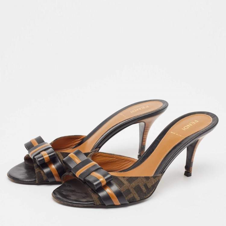 Pre Owned Fendi Zucca Canvas Pride and Prejudice Bow Slides Size 39