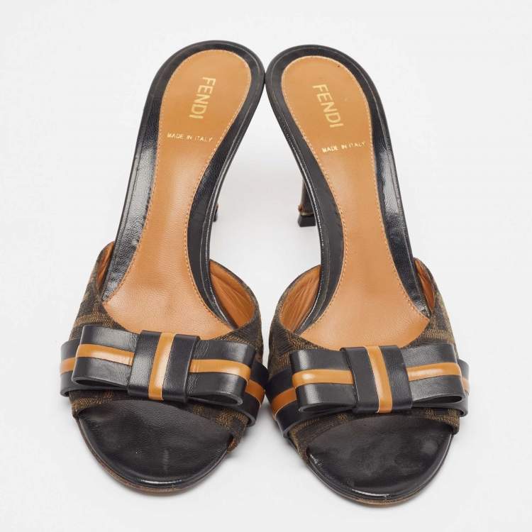 Pre Owned Fendi Zucca Canvas Pride and Prejudice Bow Slides Size 39