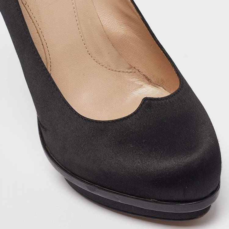 Pre Owned Fendi Black Suede Block Heel Pumps Size 37