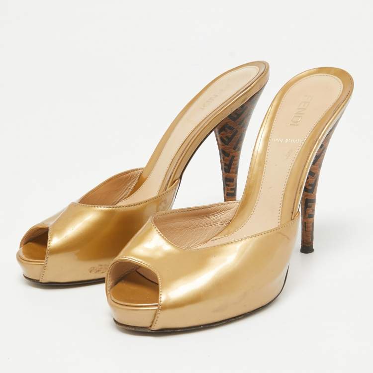 Pre Owned Fendi Gold Patent Leather FF Heel Slide Sandals Size 37.5
