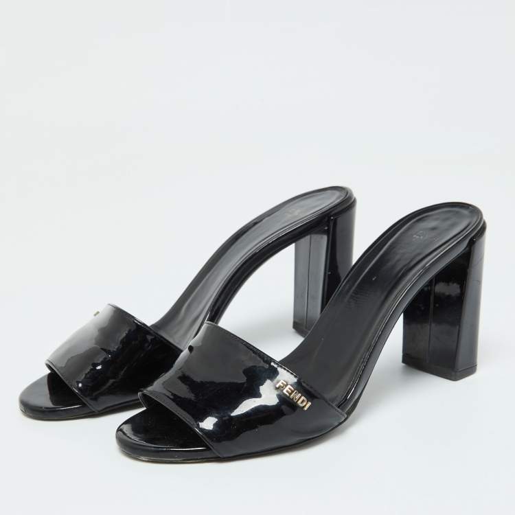 Pre Owned Fendi Black Patent Leather Slide Sandals Size 37