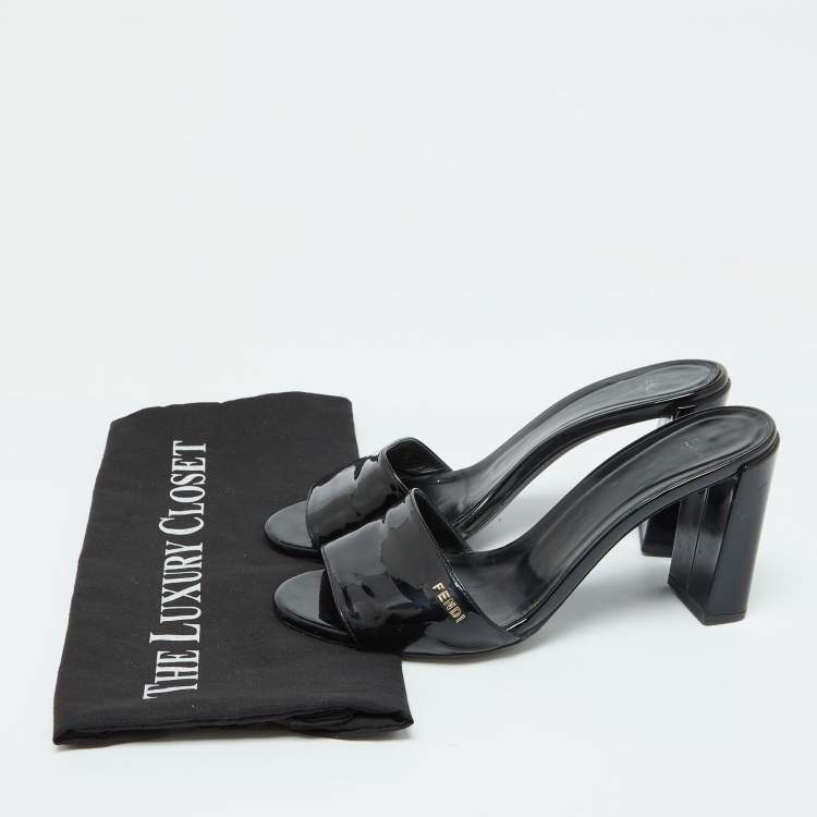 Pre Owned Fendi Black Patent Leather Slide Sandals Size 37