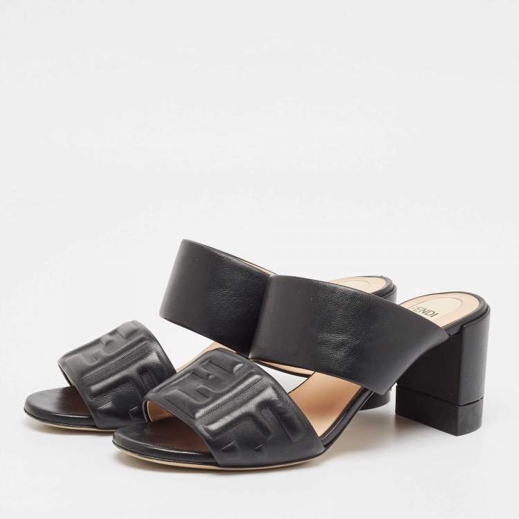 Pre Owned Fendi Black Leather Slide Sandals Size 37
