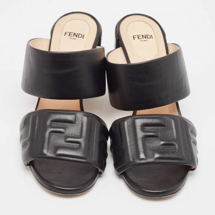 Pre Owned Fendi Black Leather Slide Sandals Size 37